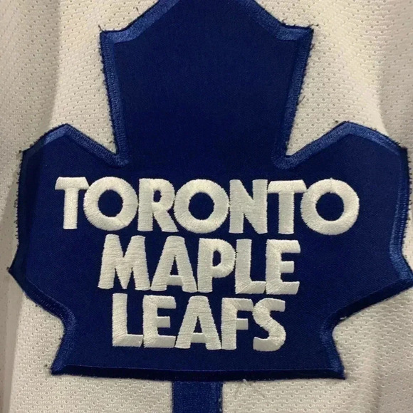 90’s Toronto Maple Leafs CCM NHL Hockey Jersey - Picture 3 of 11